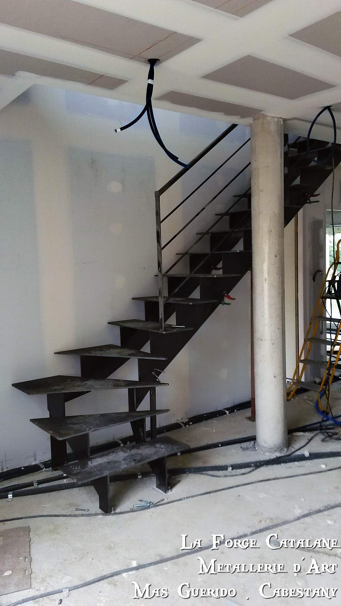 Limon cremaillere double decoupe laser marches fer 51 forge catalane.jpg